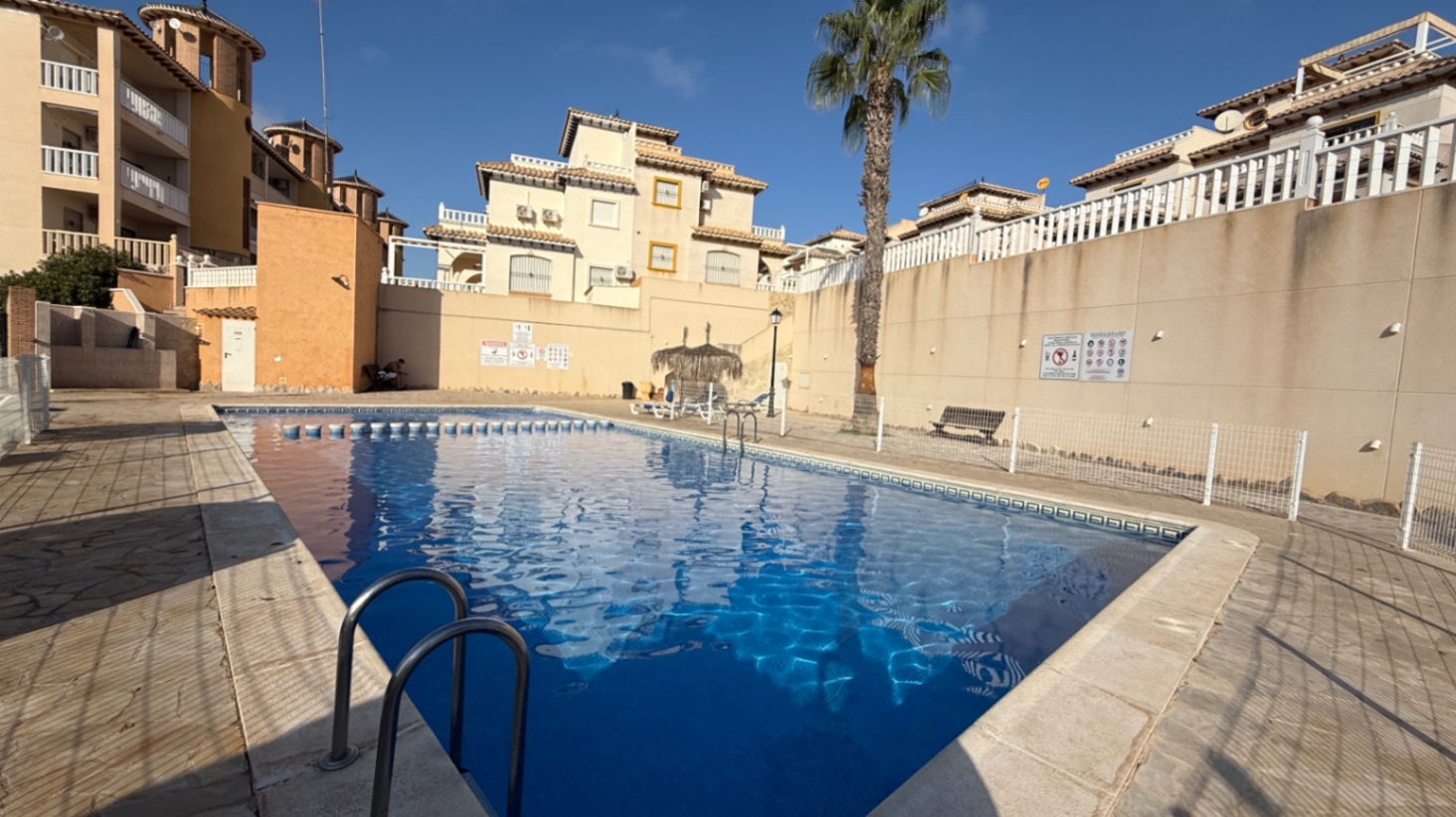 Bathroom in apartment for sale in Orihuela