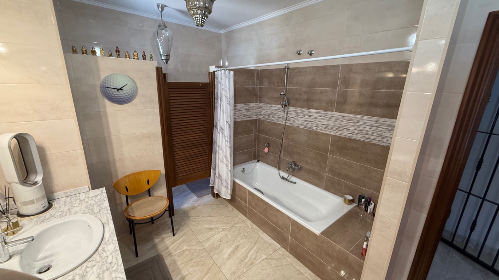Garden in villa for sale in Orihuela