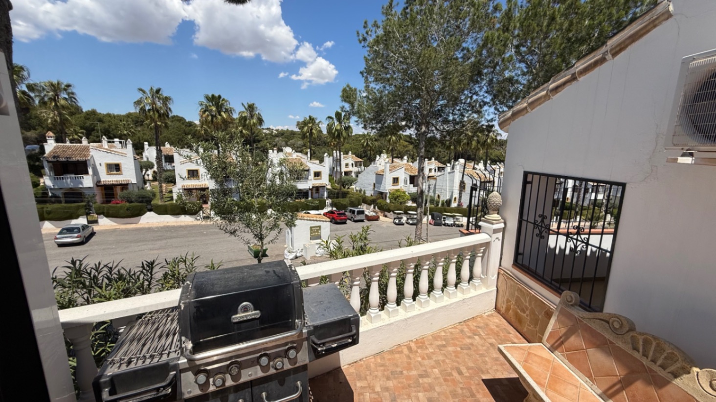 Living room in villa for sale in Orihuela