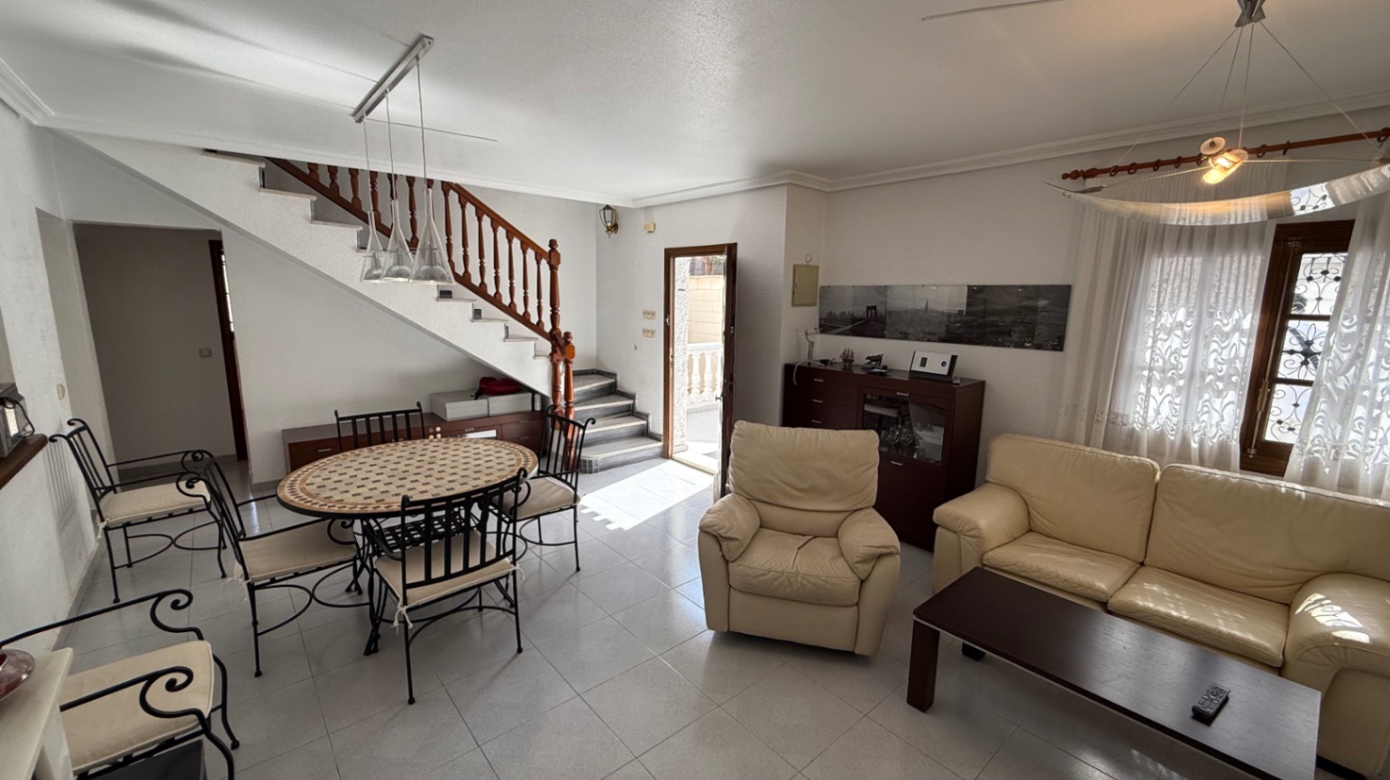 Garden in villa for sale in Orihuela