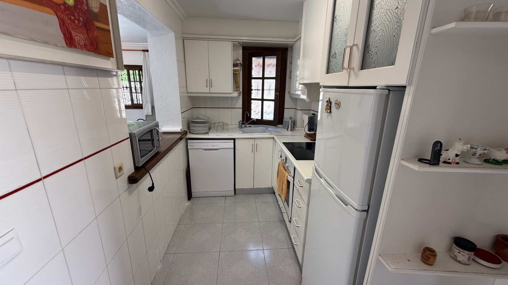 Bedroom in villa for sale in Orihuela