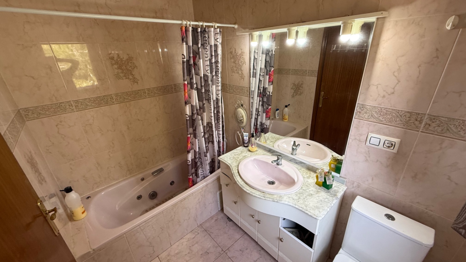 Living room in villa for sale in Orihuela