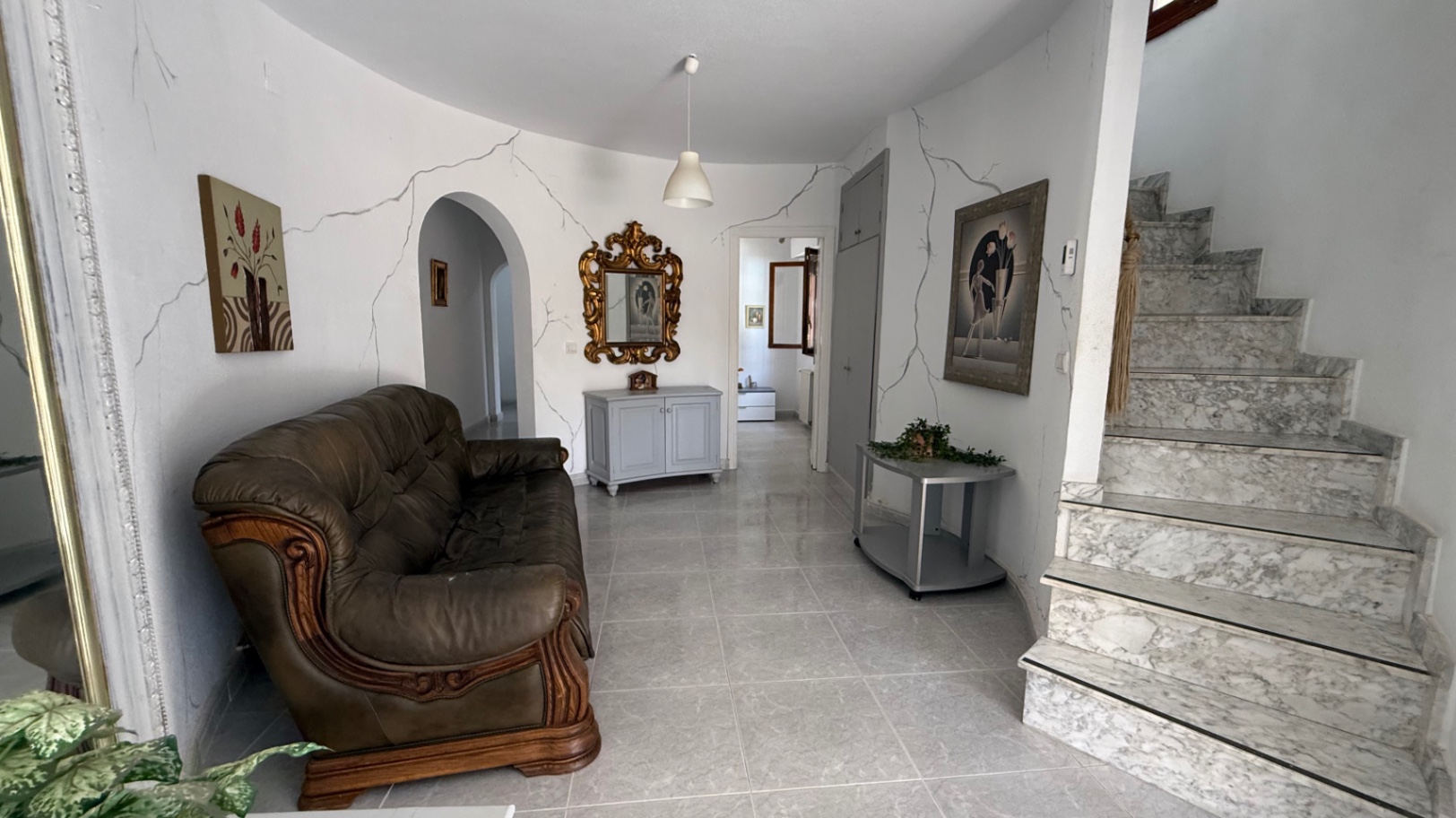 Pool area in villa for sale in Orihuela