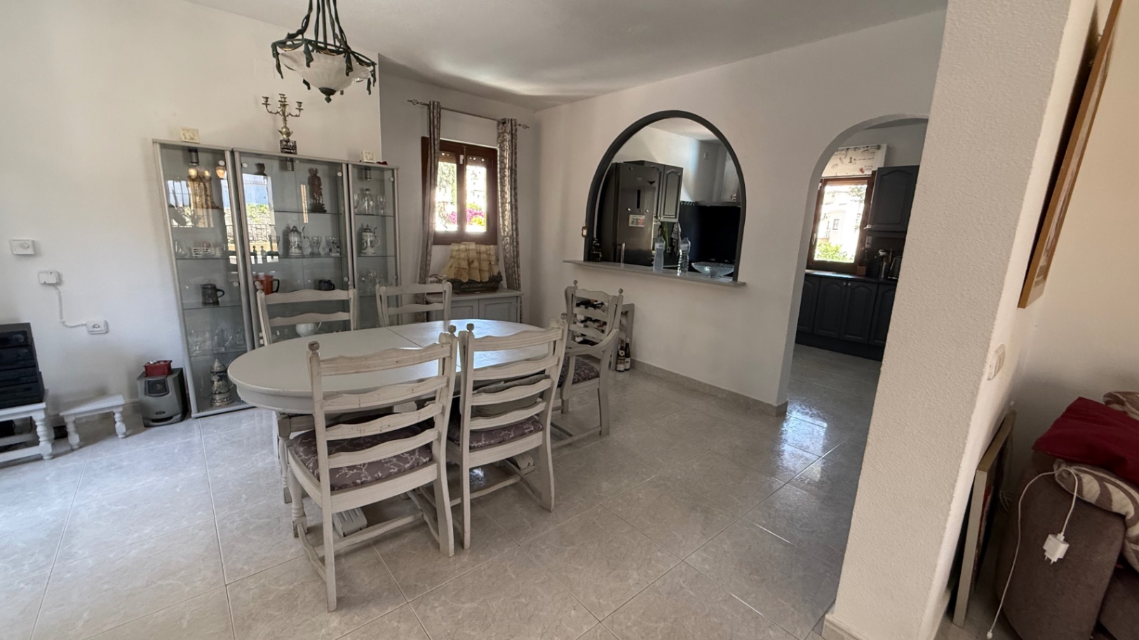 Bedroom in villa for sale in Orihuela