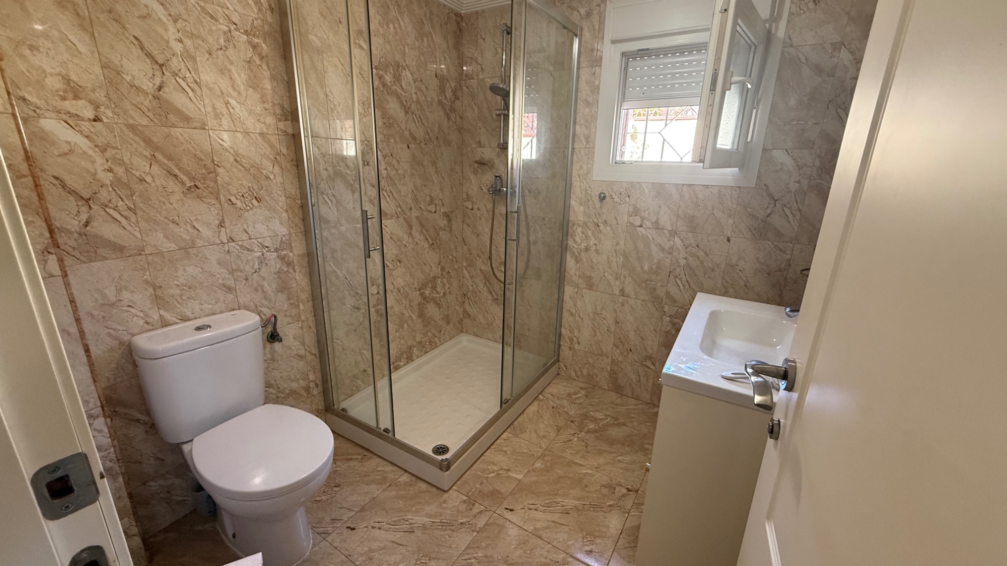 Bedroom in villa for sale in Torrevieja