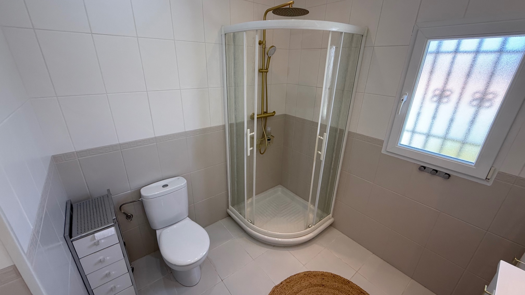 Kitchen in villa for sale in Torrevieja