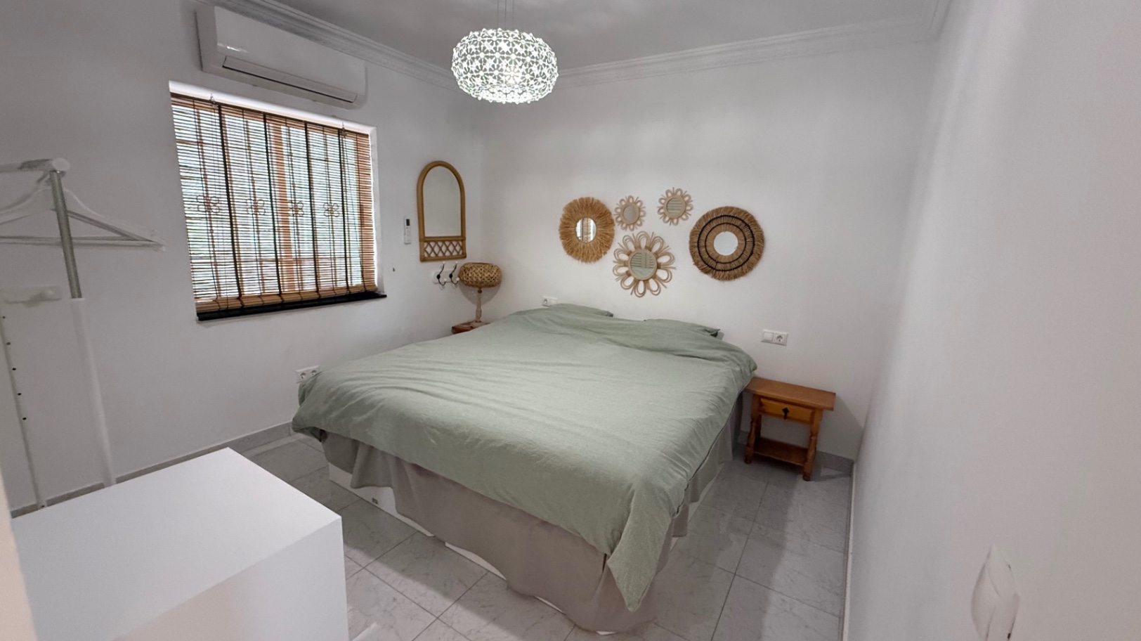 Bathroom in villa for sale in Torrevieja
