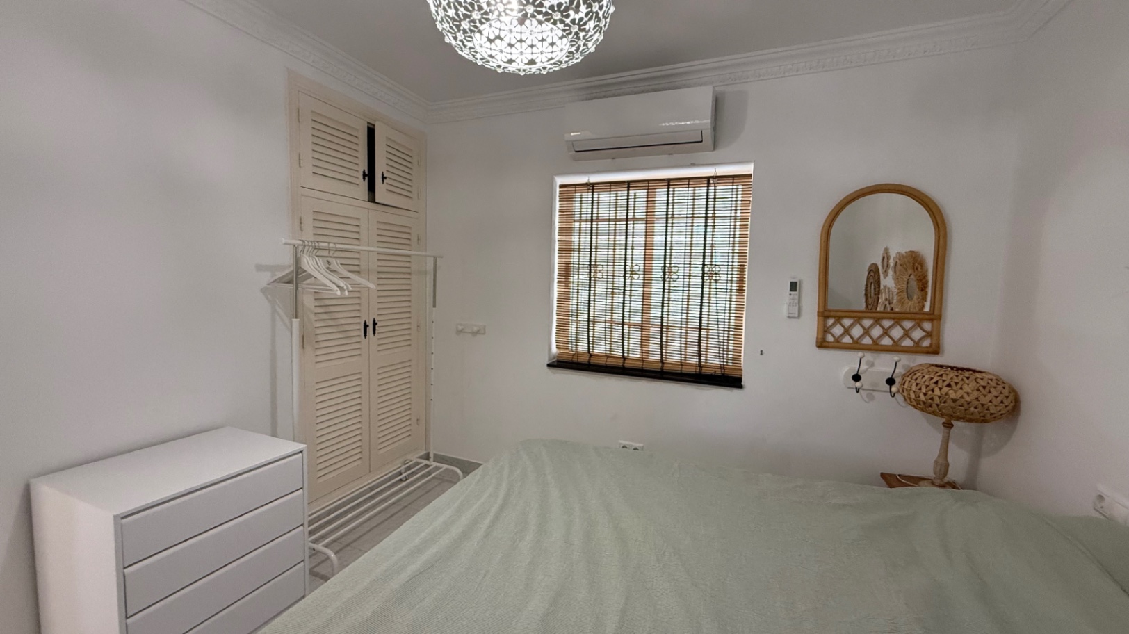 Terrace in villa for sale in Torrevieja