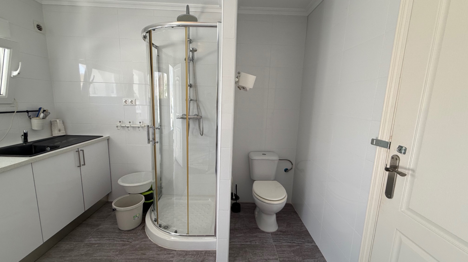 Kitchen in villa for sale in Torrevieja