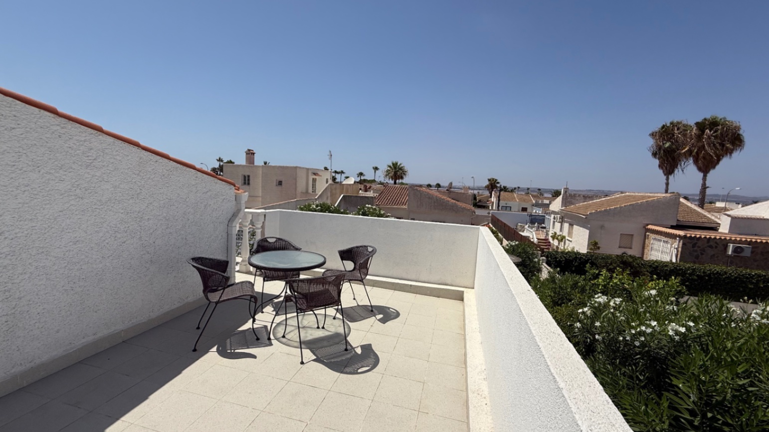 Bathroom in villa for sale in Torrevieja