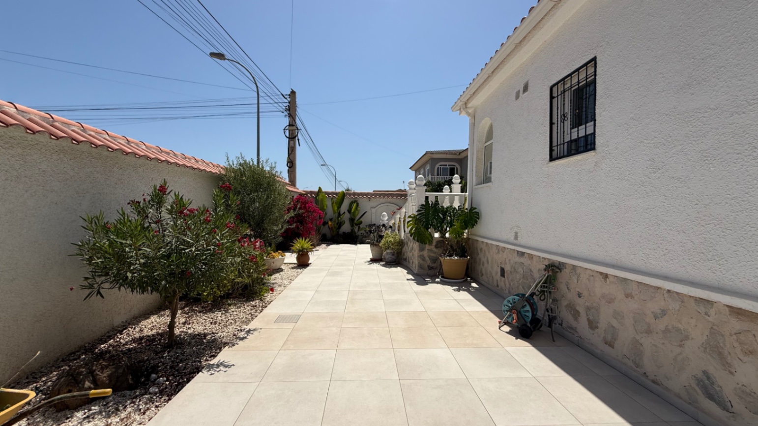Dining area in villa for sale in Torrevieja