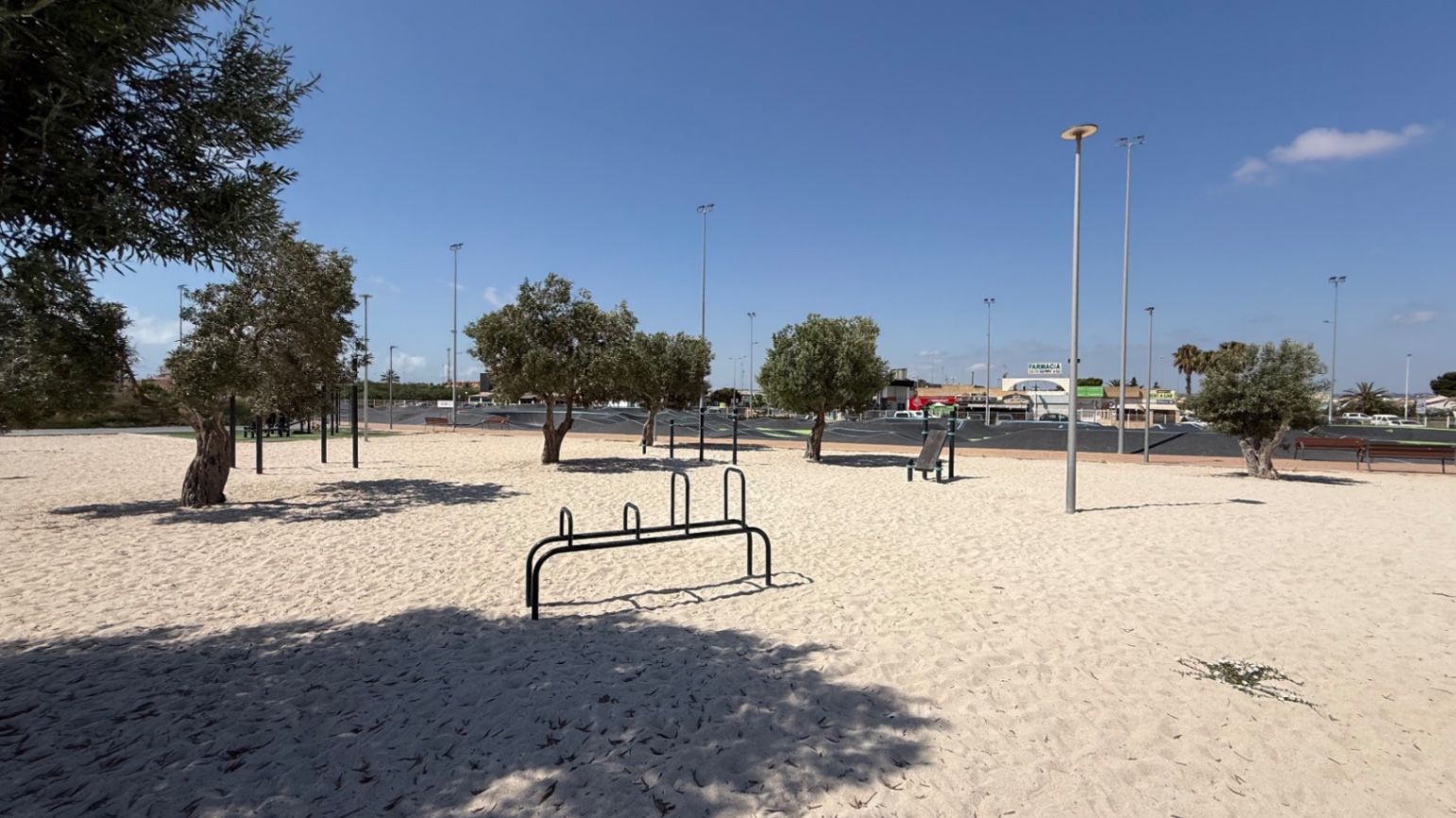 Dining area in villa for sale in Torrevieja