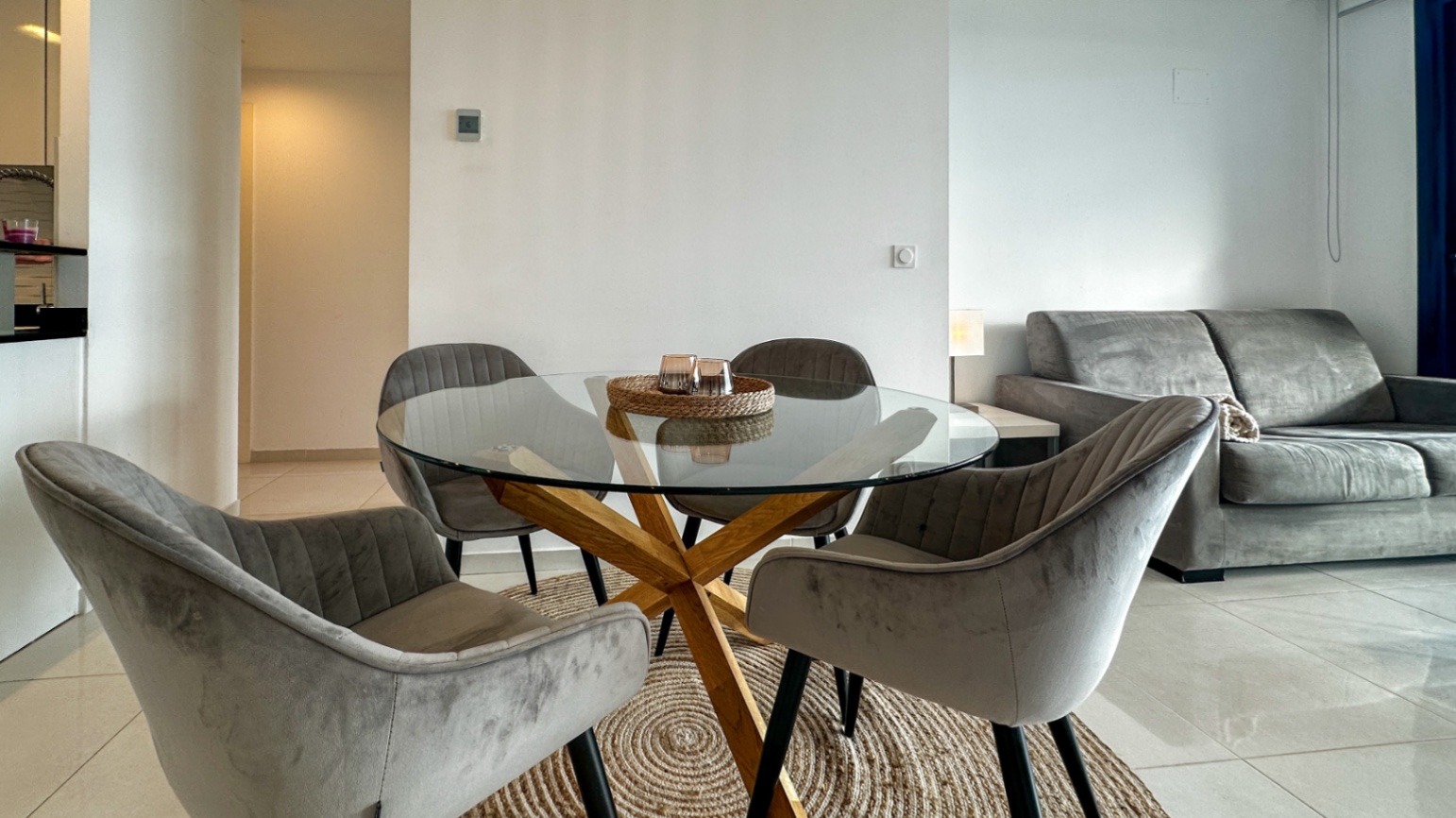 Master bedroom in apartment for sale in Torrevieja