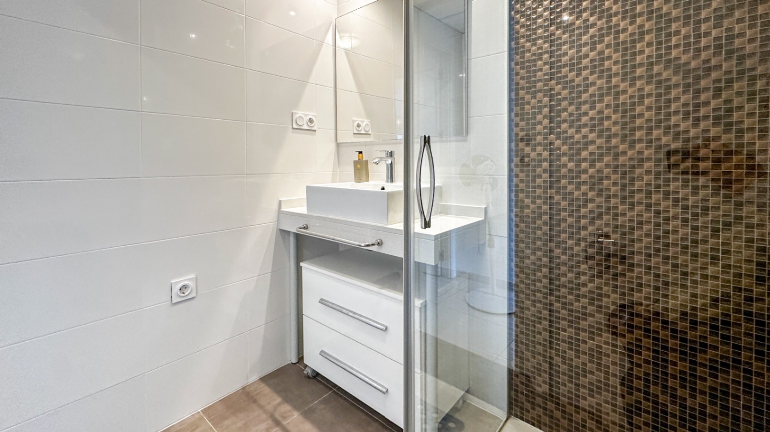 Kitchen in apartment for sale in Torrevieja