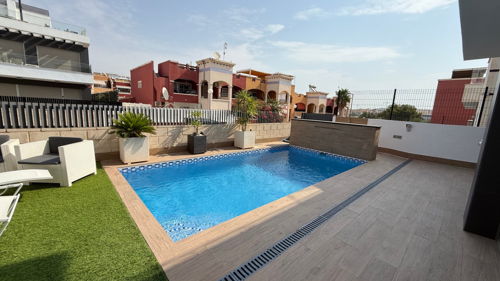 Dining area in villa for sale in Orihuela