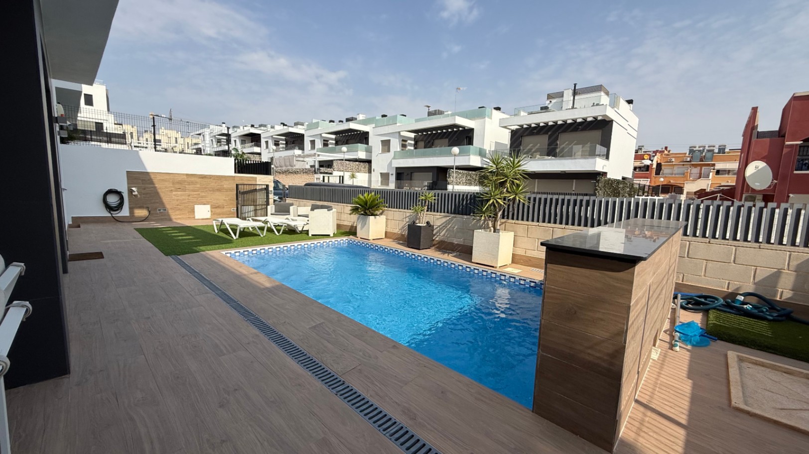 Bedroom in villa for sale in Orihuela