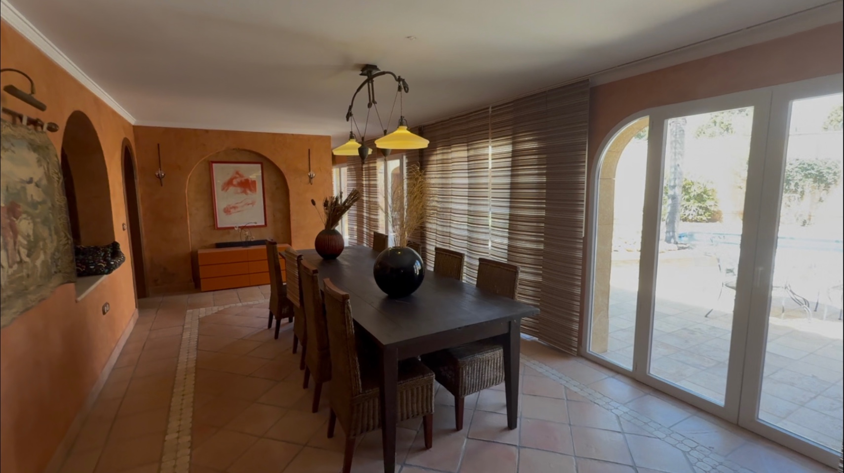 Bedroom in villa for sale in Cartagena