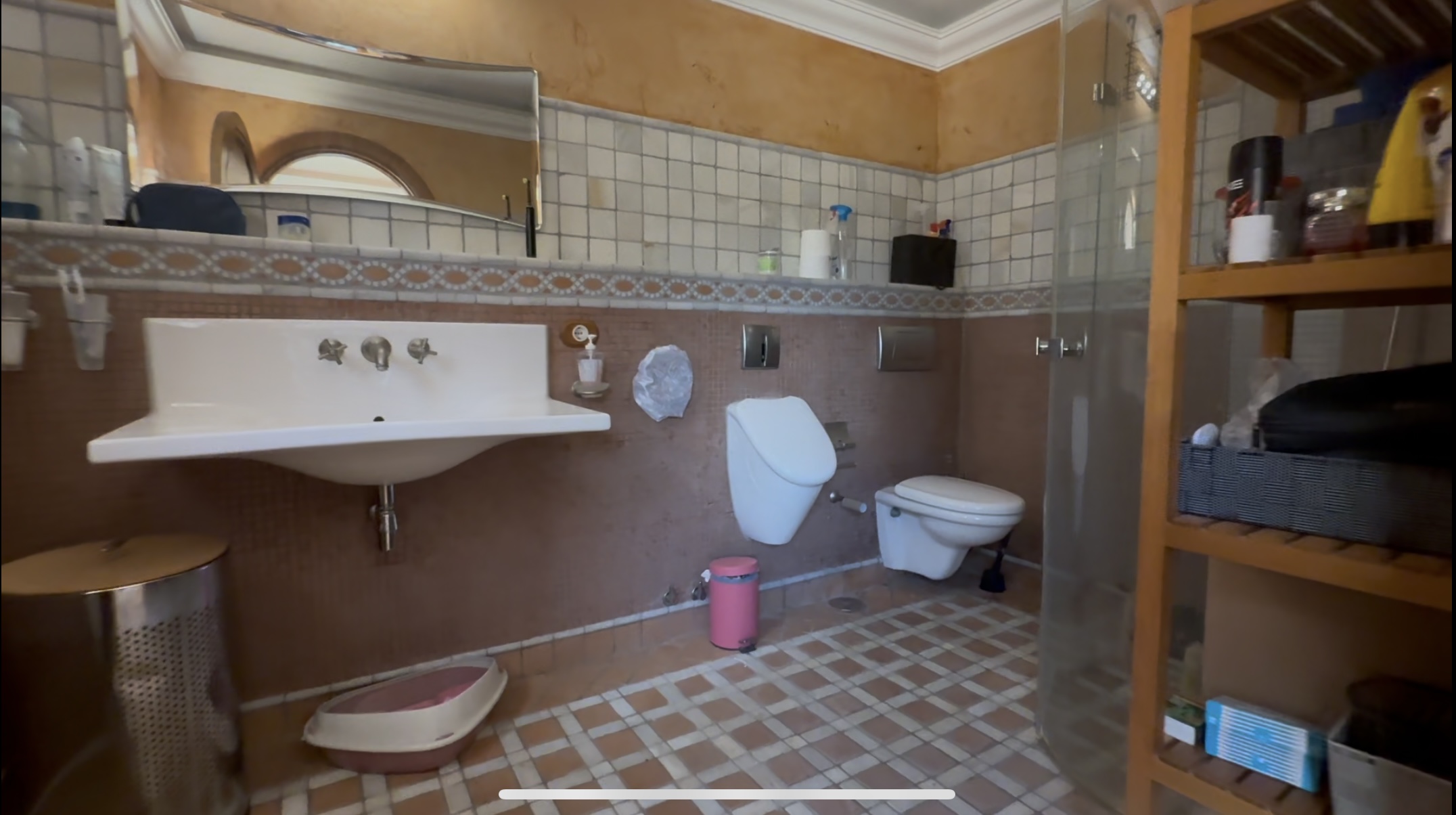 Garden in villa for sale in Cartagena