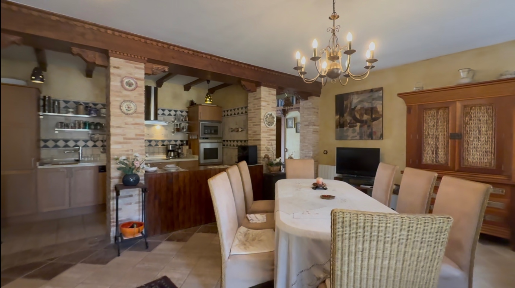Living room in villa for sale in Cartagena