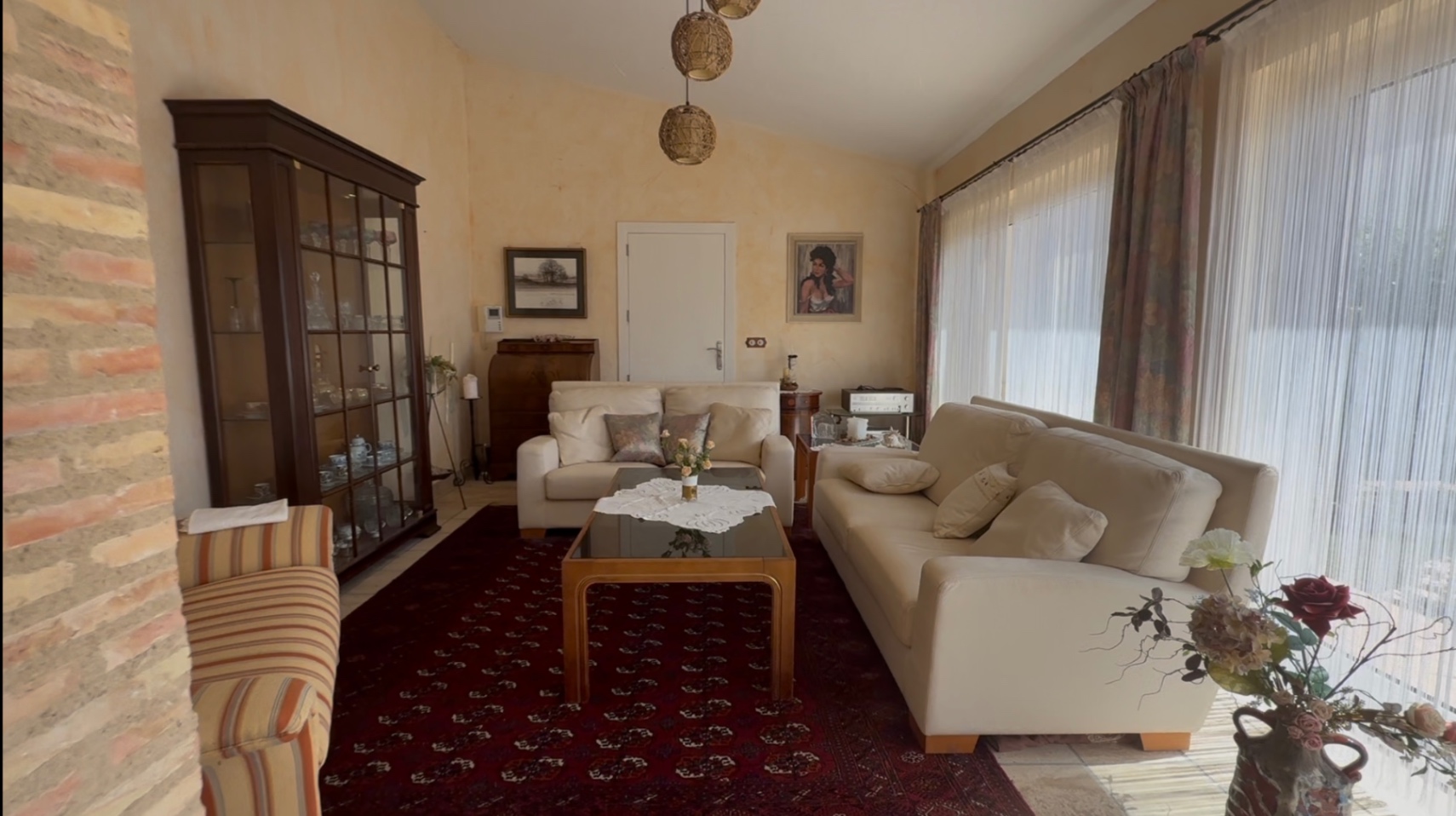 Dining area in villa for sale in Cartagena