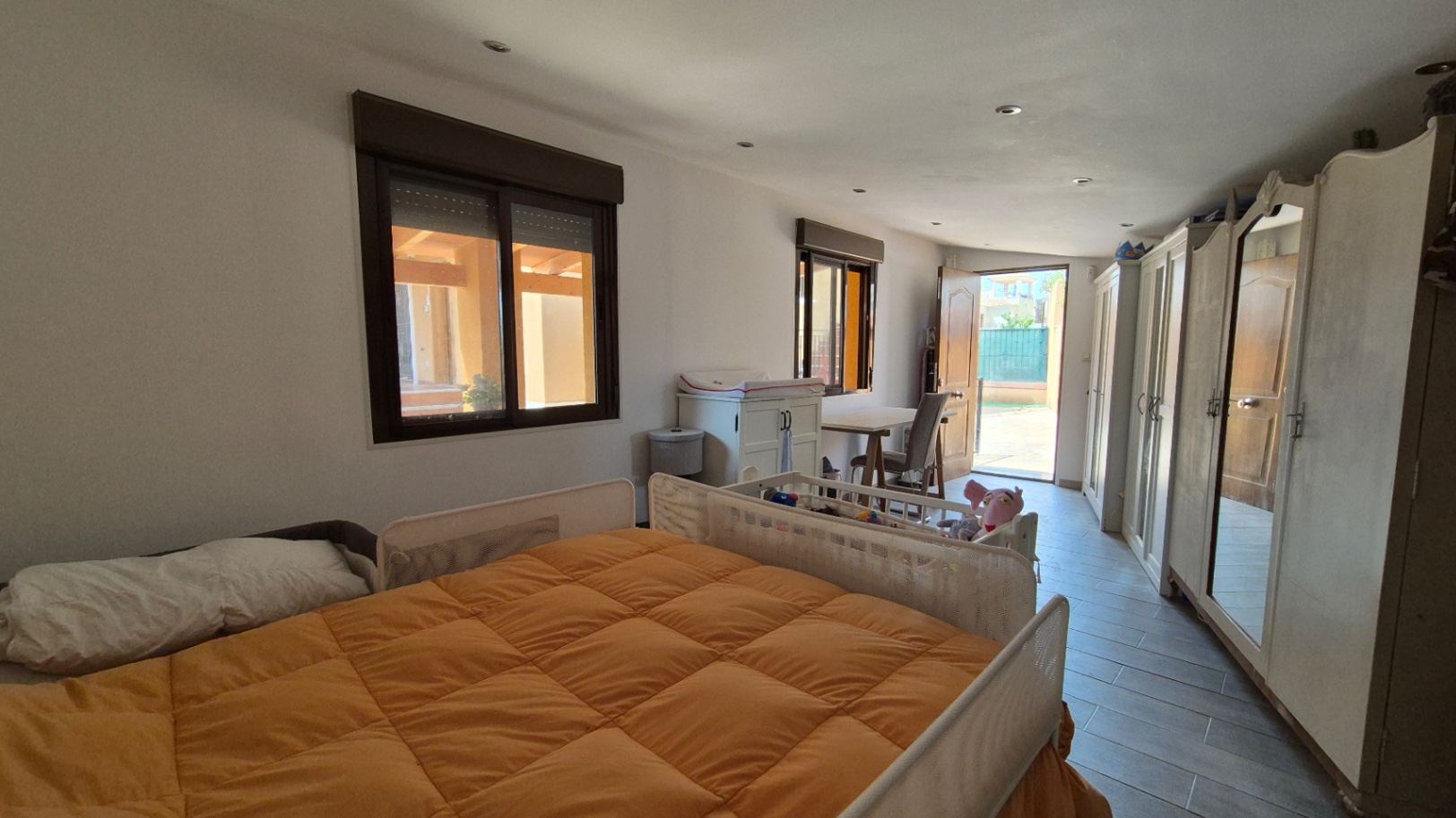 Pool area in villa for sale in Torrevieja