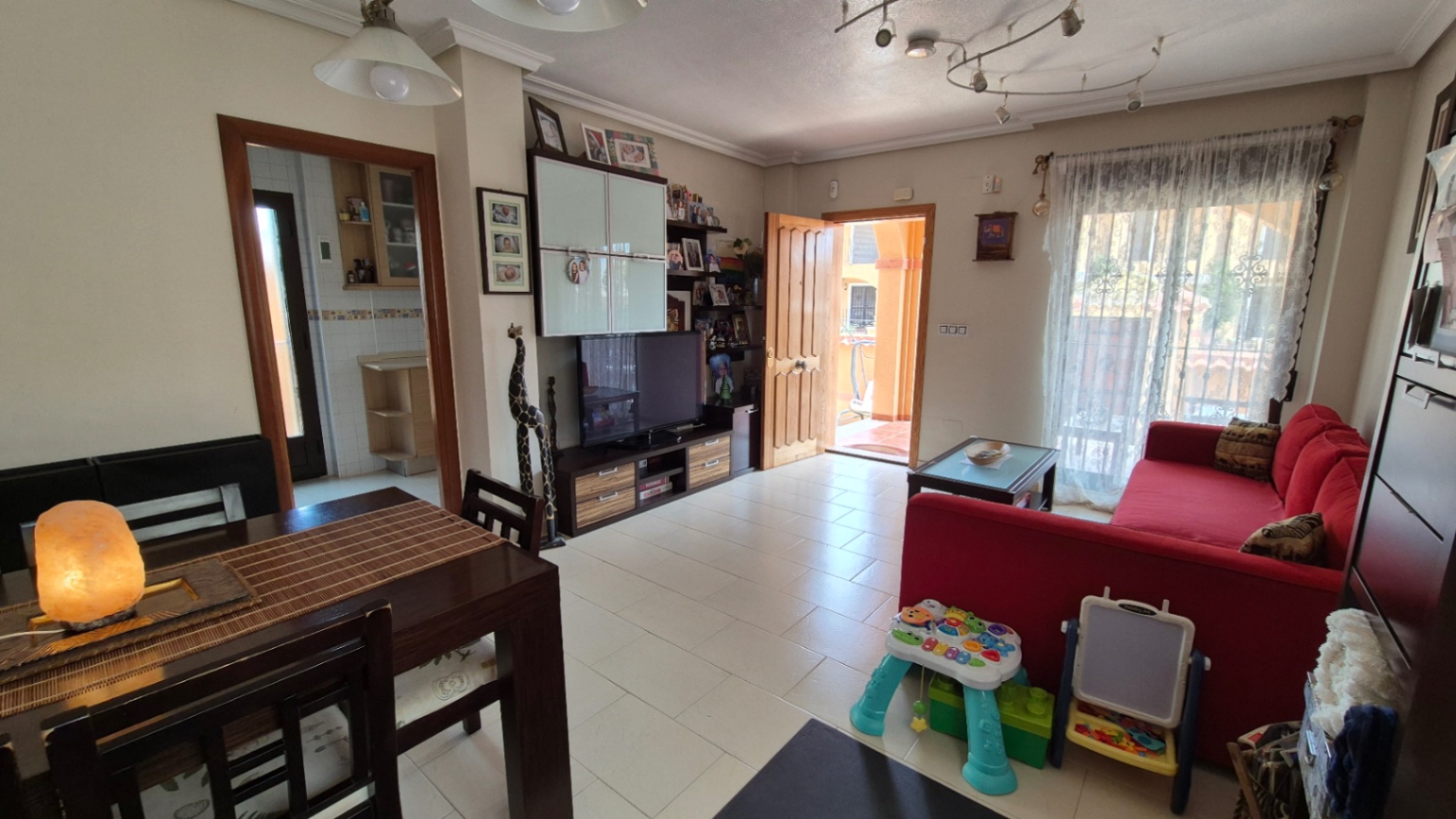 Living room in villa for sale in Torrevieja