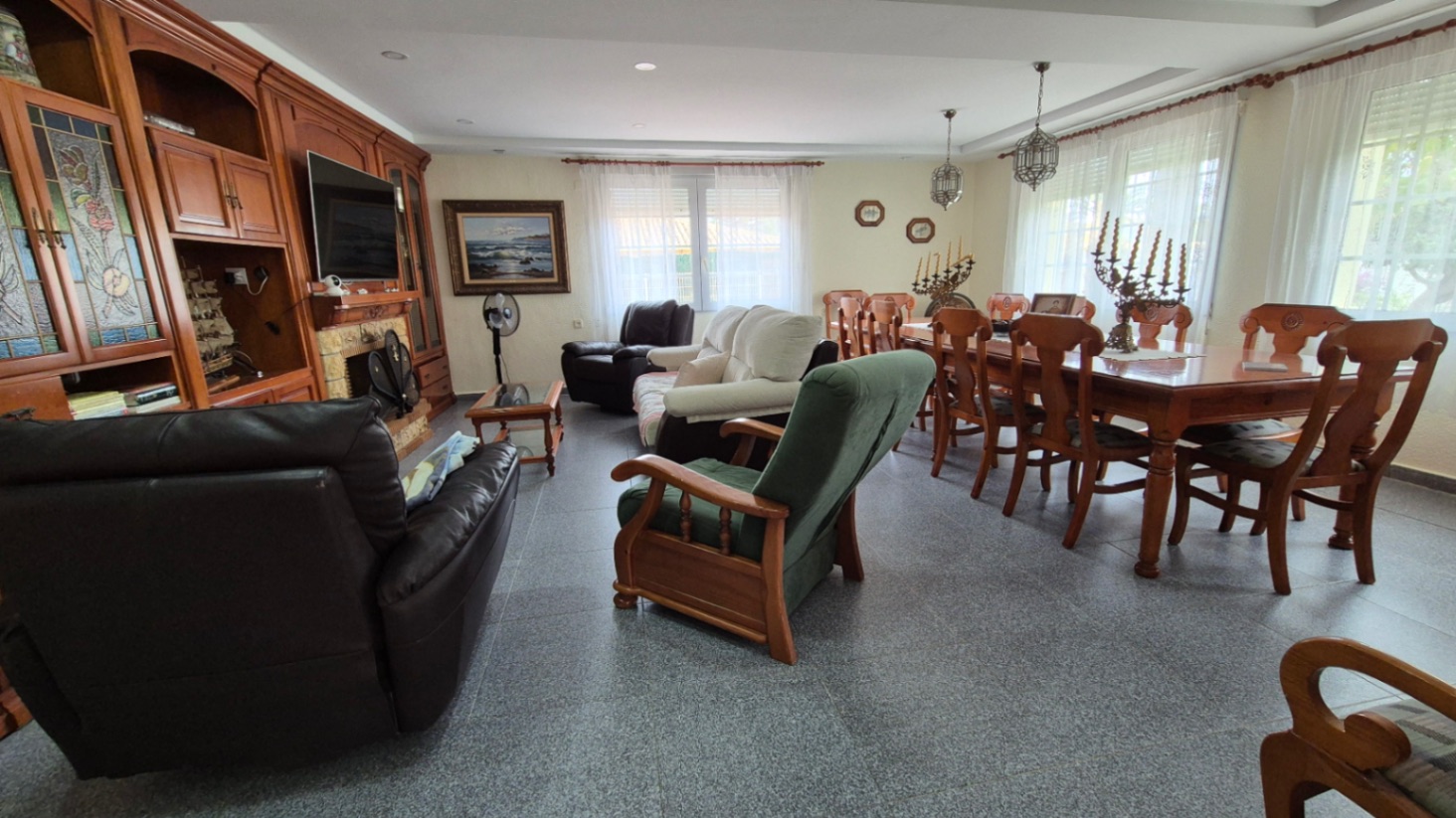 Terrace in villa for sale in Orihuela