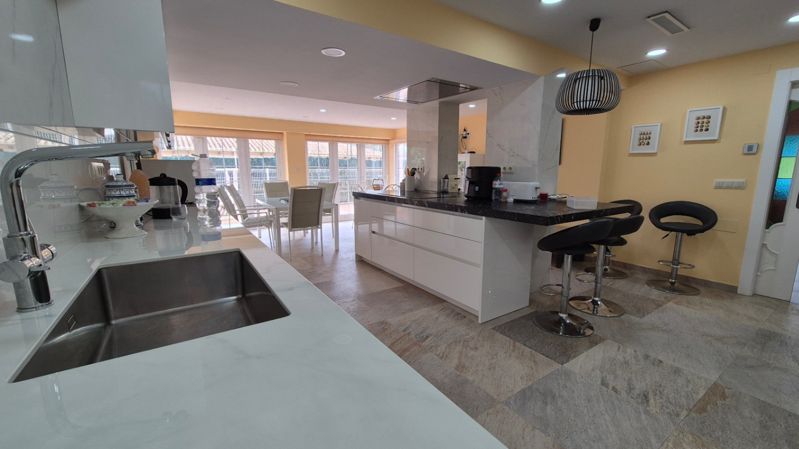 Living room in villa for sale in Orihuela