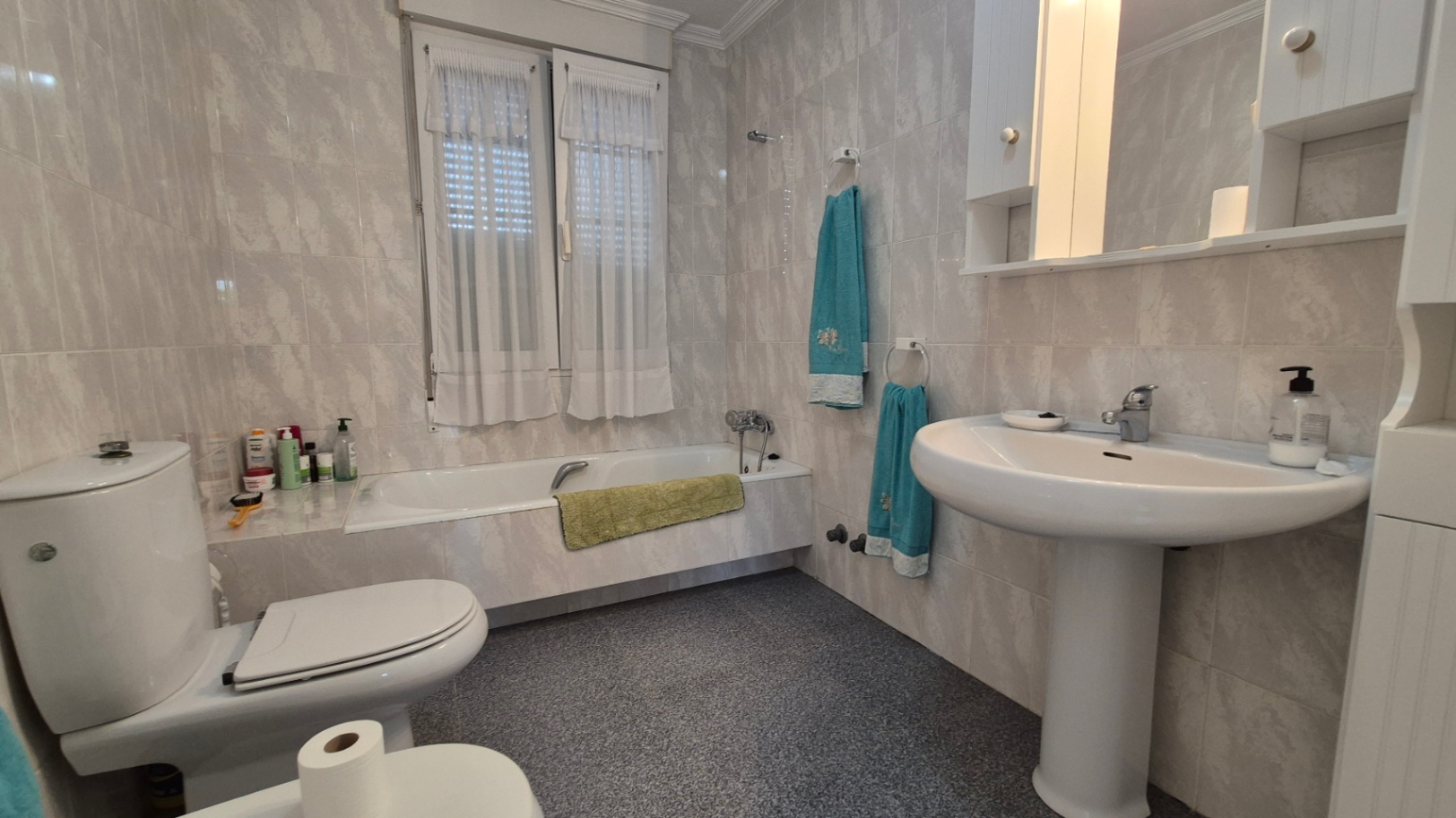 Exterior view in villa for sale in Orihuela