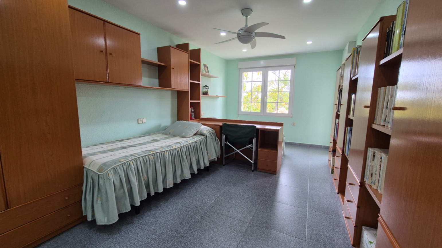 Kitchen in villa for sale in Orihuela