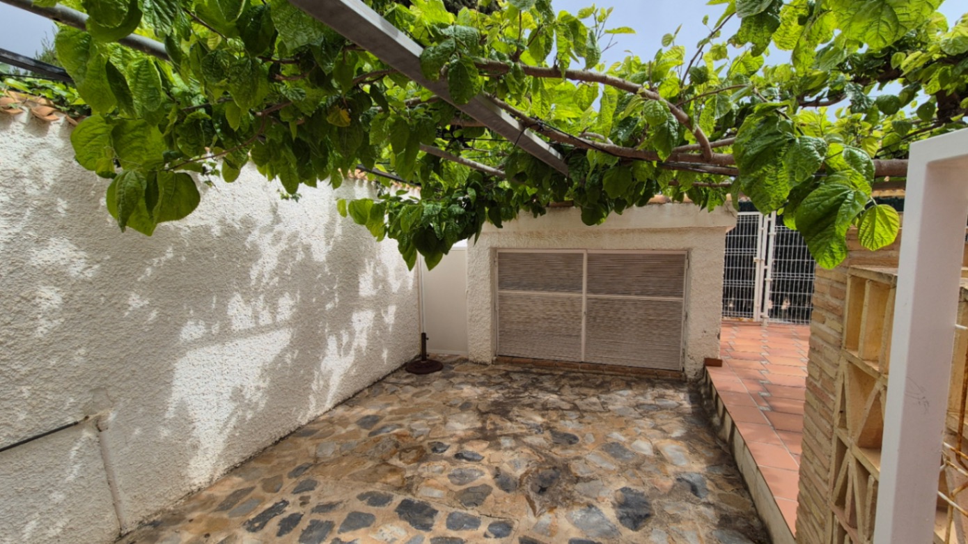 Dining area in villa for sale in Orihuela