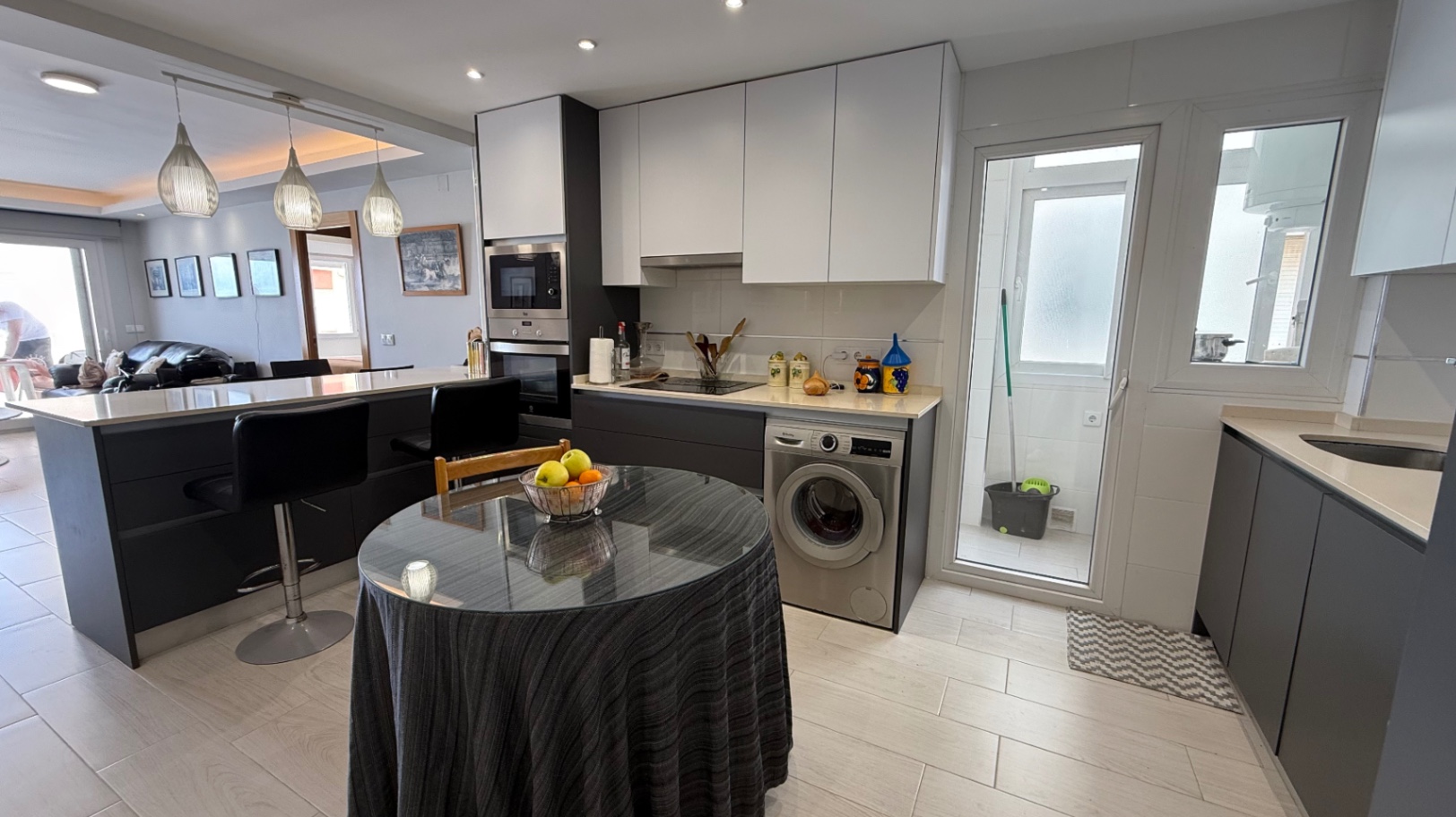 Terrace in apartment for sale in Torrevieja