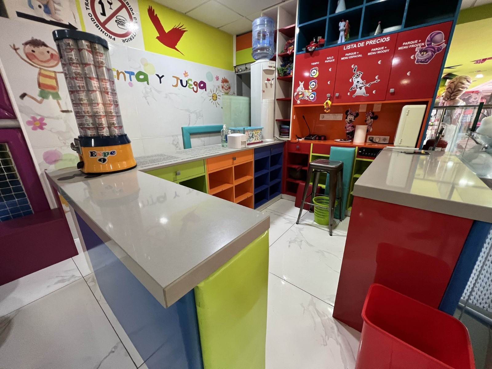 Master bedroom in commercial for sale in Torrevieja