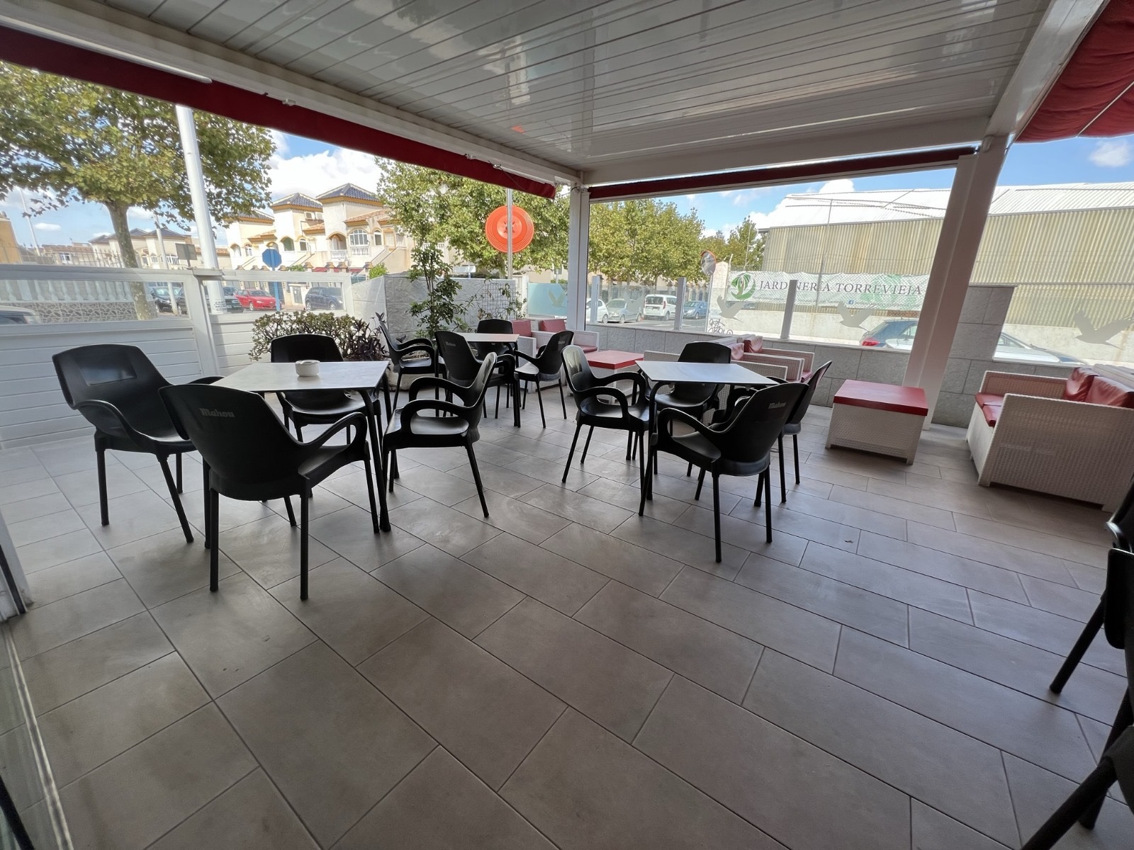 Master bedroom in commercial for sale in Torrevieja