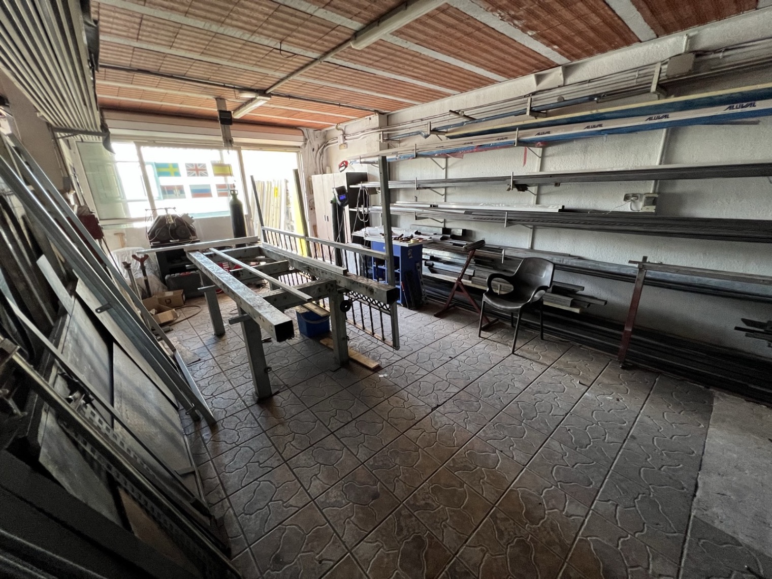 Kitchen in commercial for sale in Torrevieja