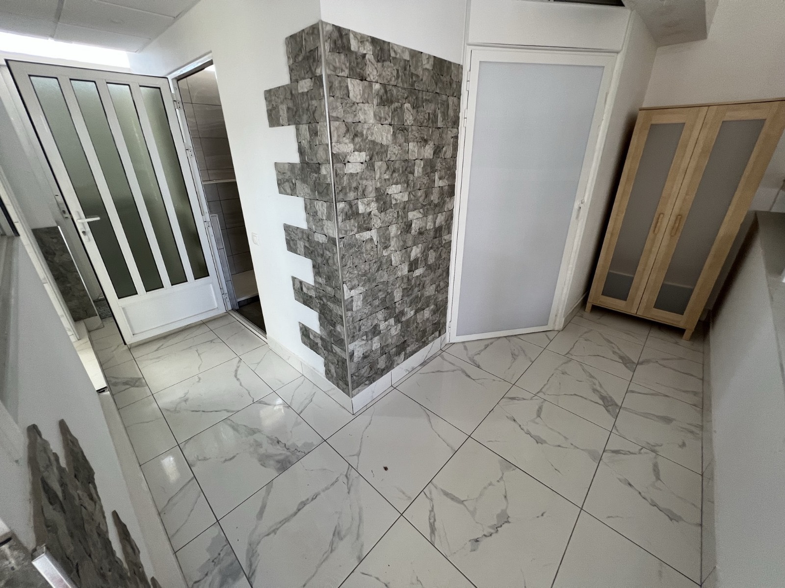 Bedroom in commercial for sale in Torrevieja