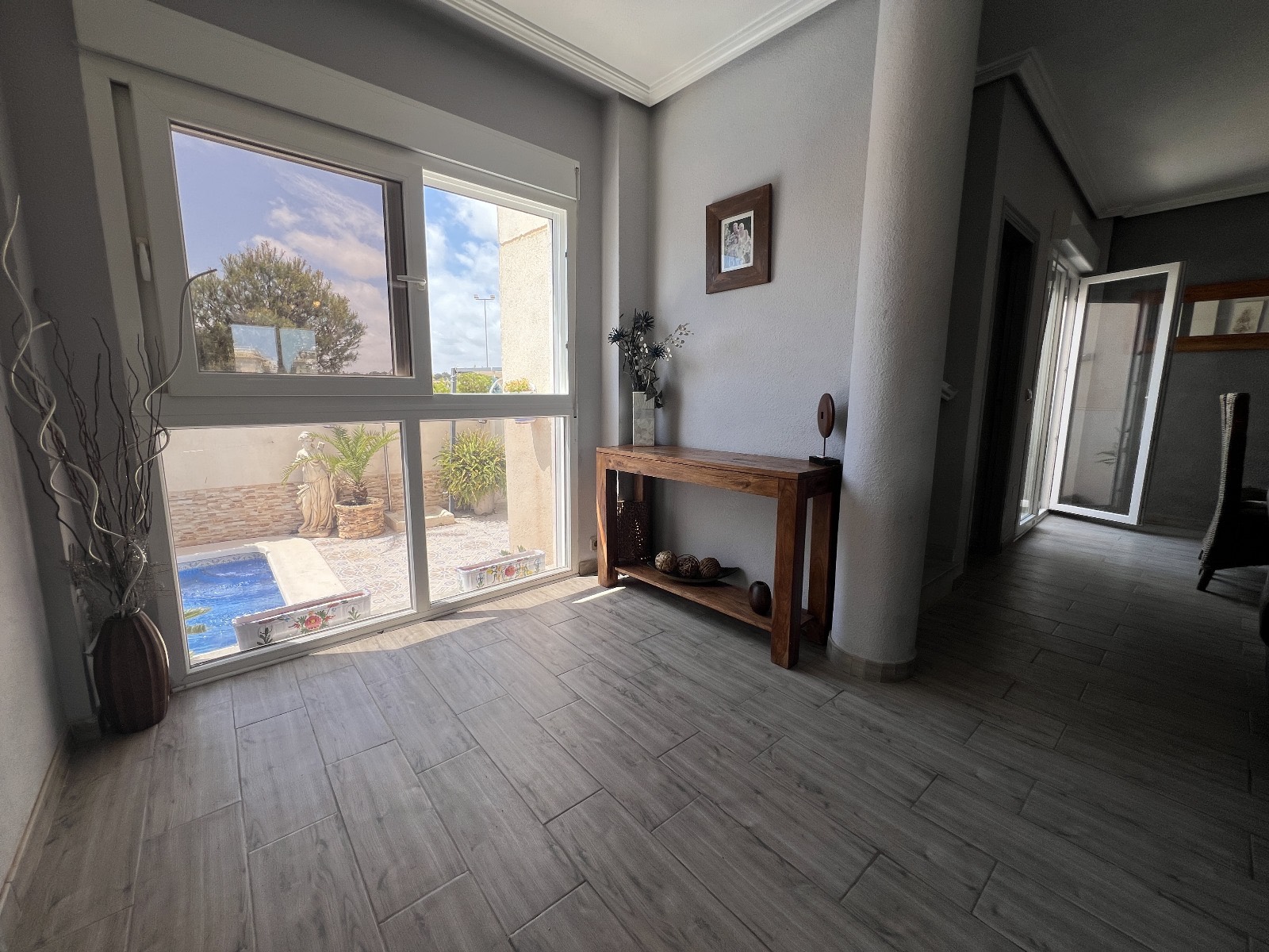 Exterior view in villa for sale in Orihuela