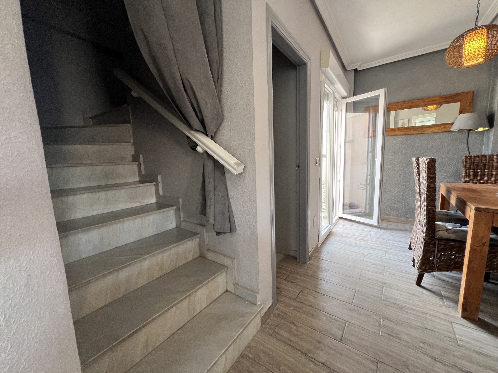 Dining area in villa for sale in Orihuela