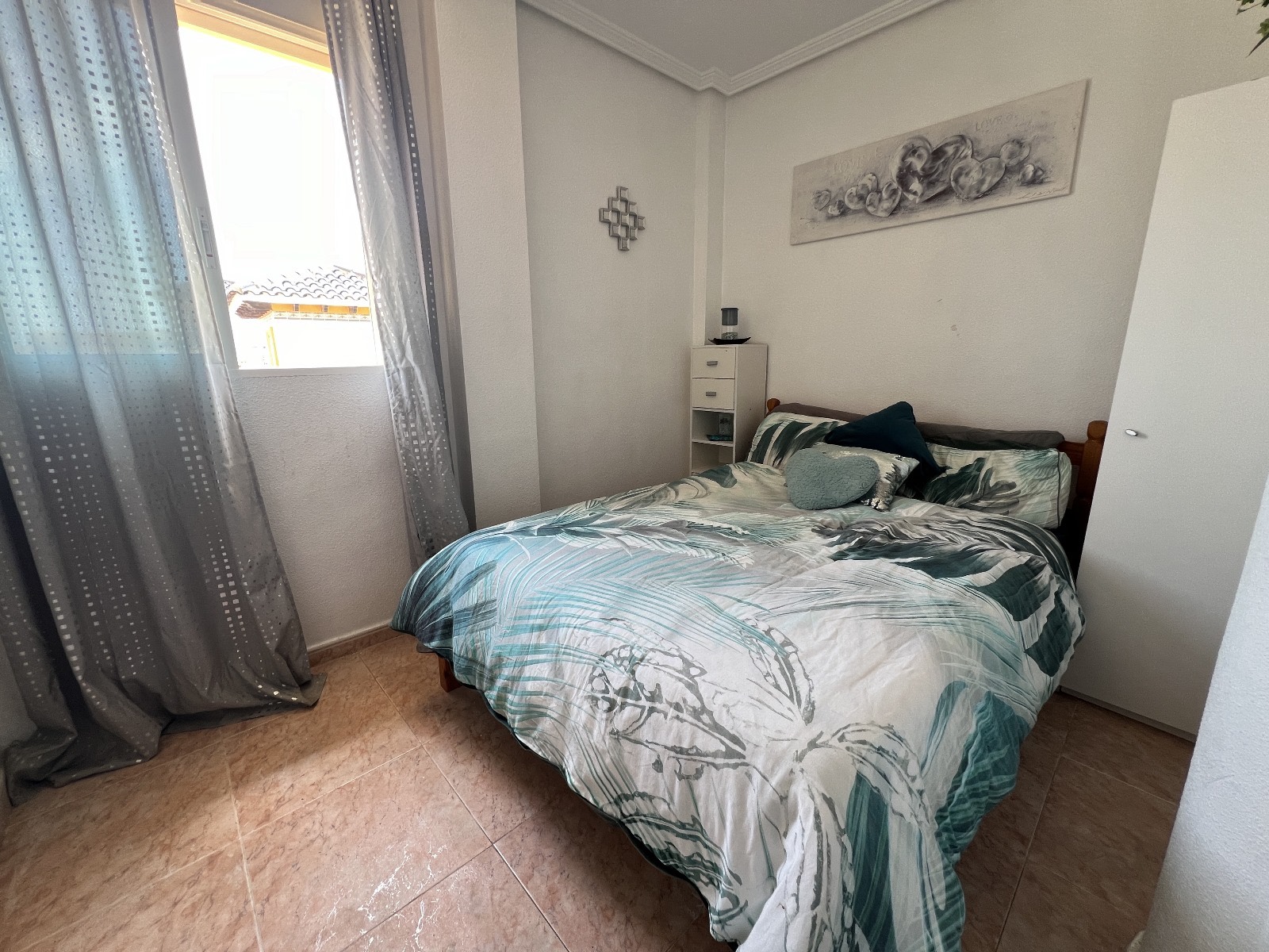 Master bedroom in villa for sale in Orihuela