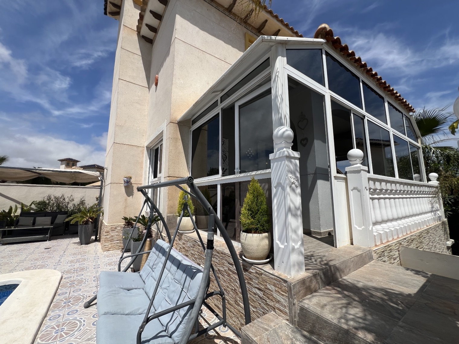 Dining area in villa for sale in Orihuela