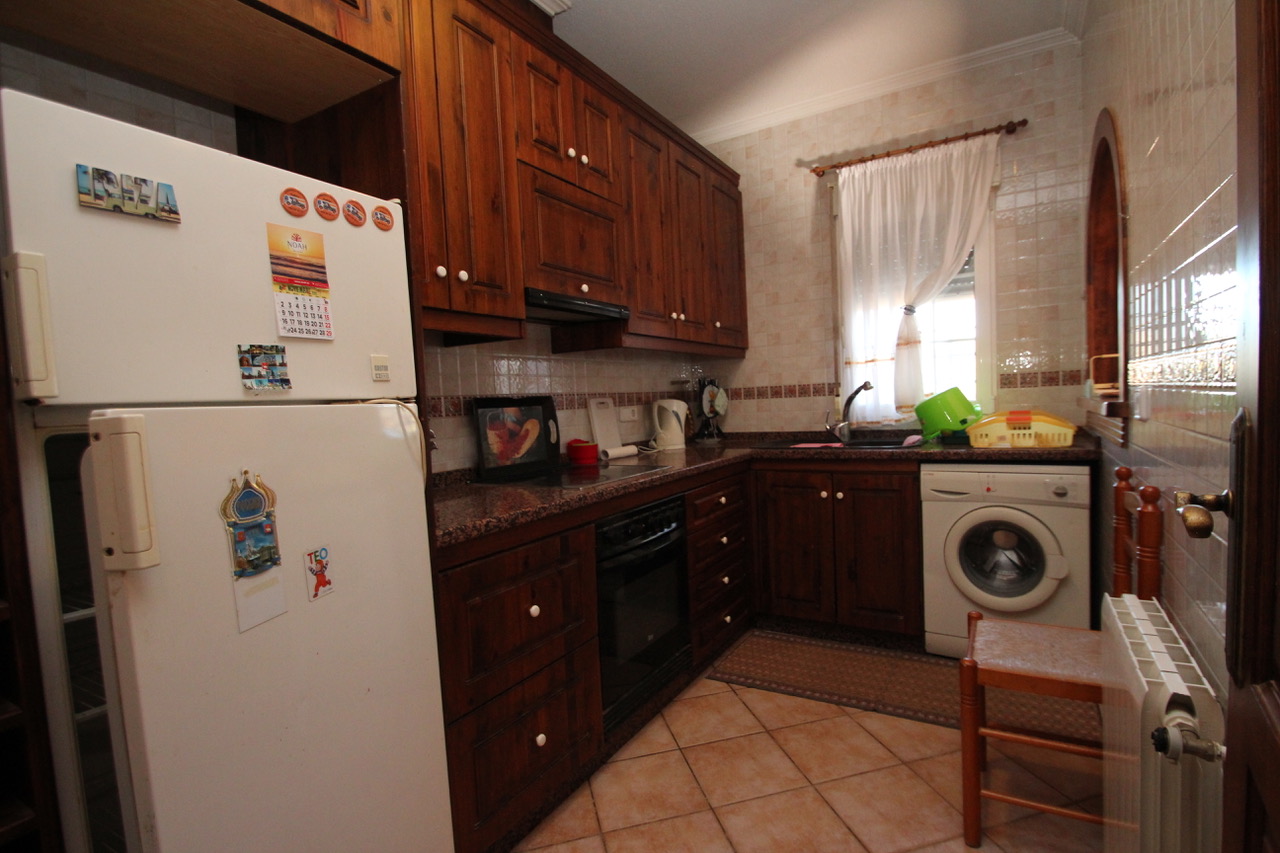 Dining area in finca for sale in Murcia