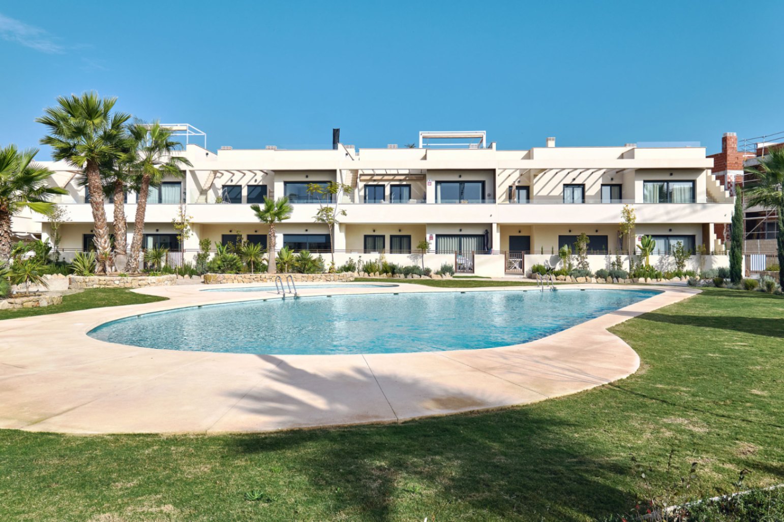 Pool area in terraced for sale in Torrevieja