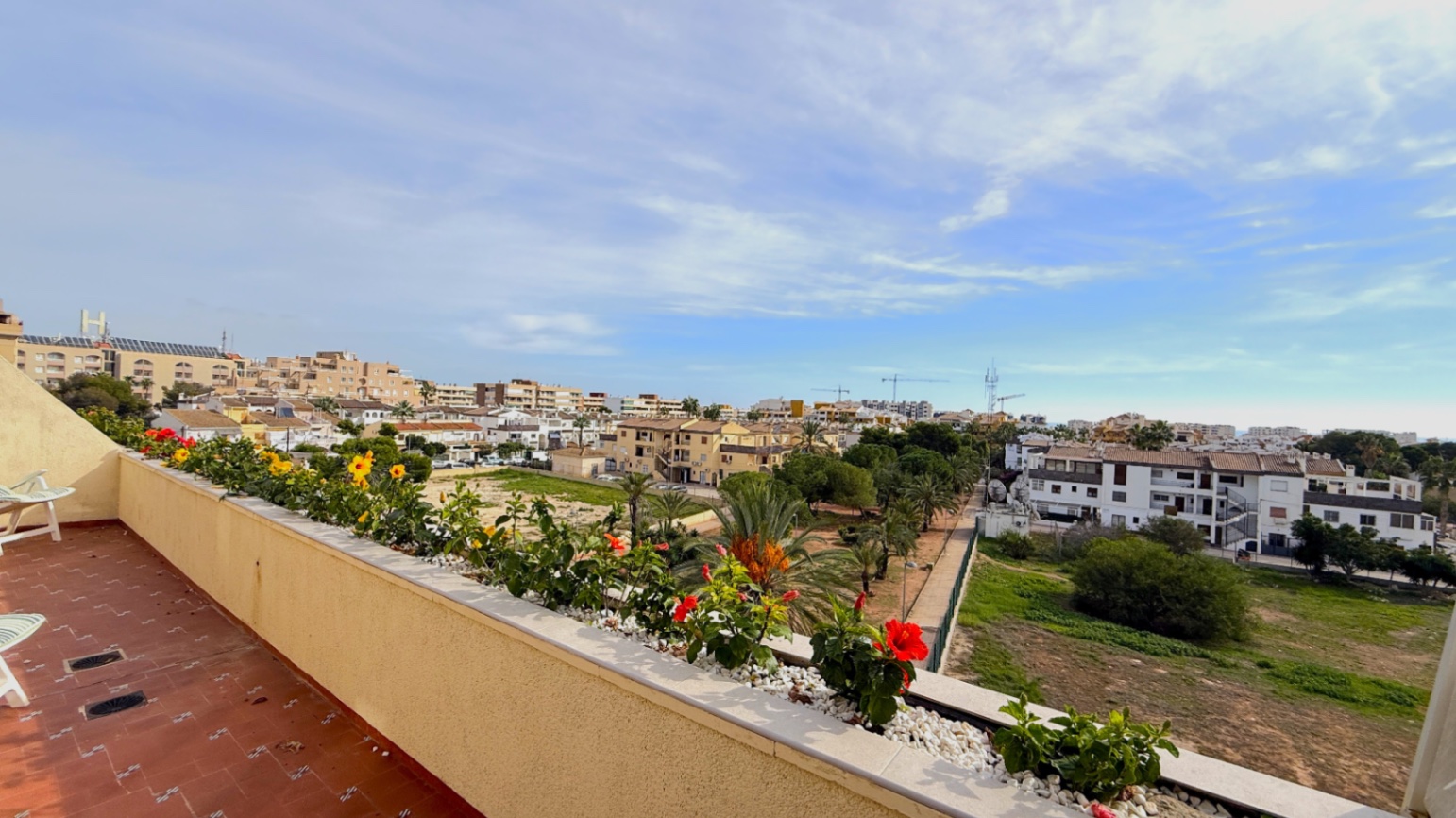 Dining area in penthouse for sale in Torrevieja