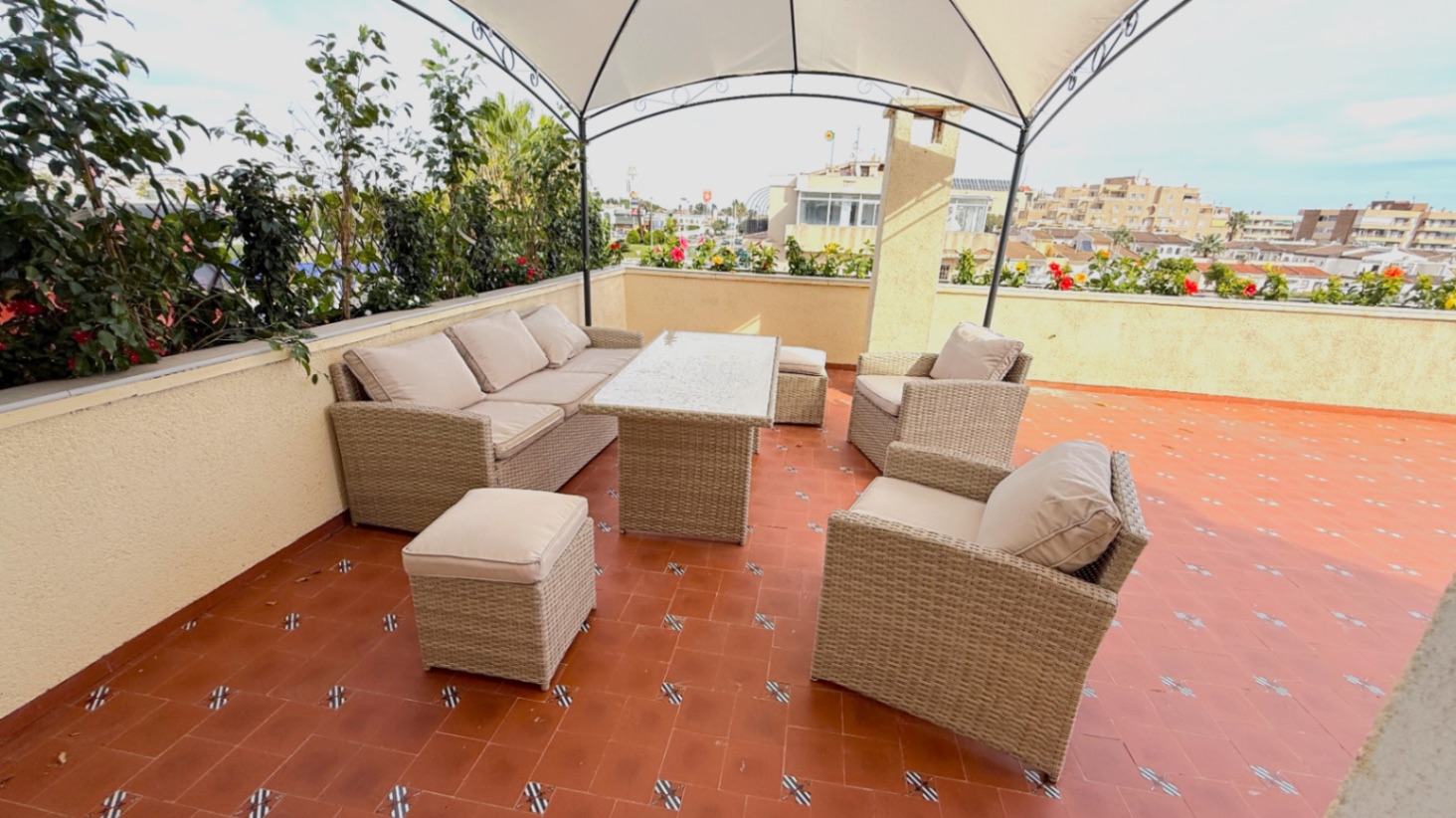 Terrace in penthouse for sale in Torrevieja