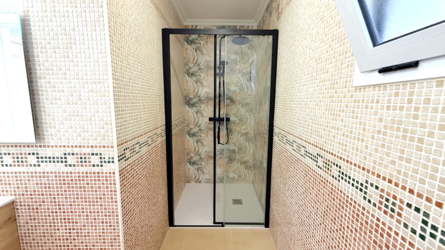Living room in apartment for sale in Torrevieja