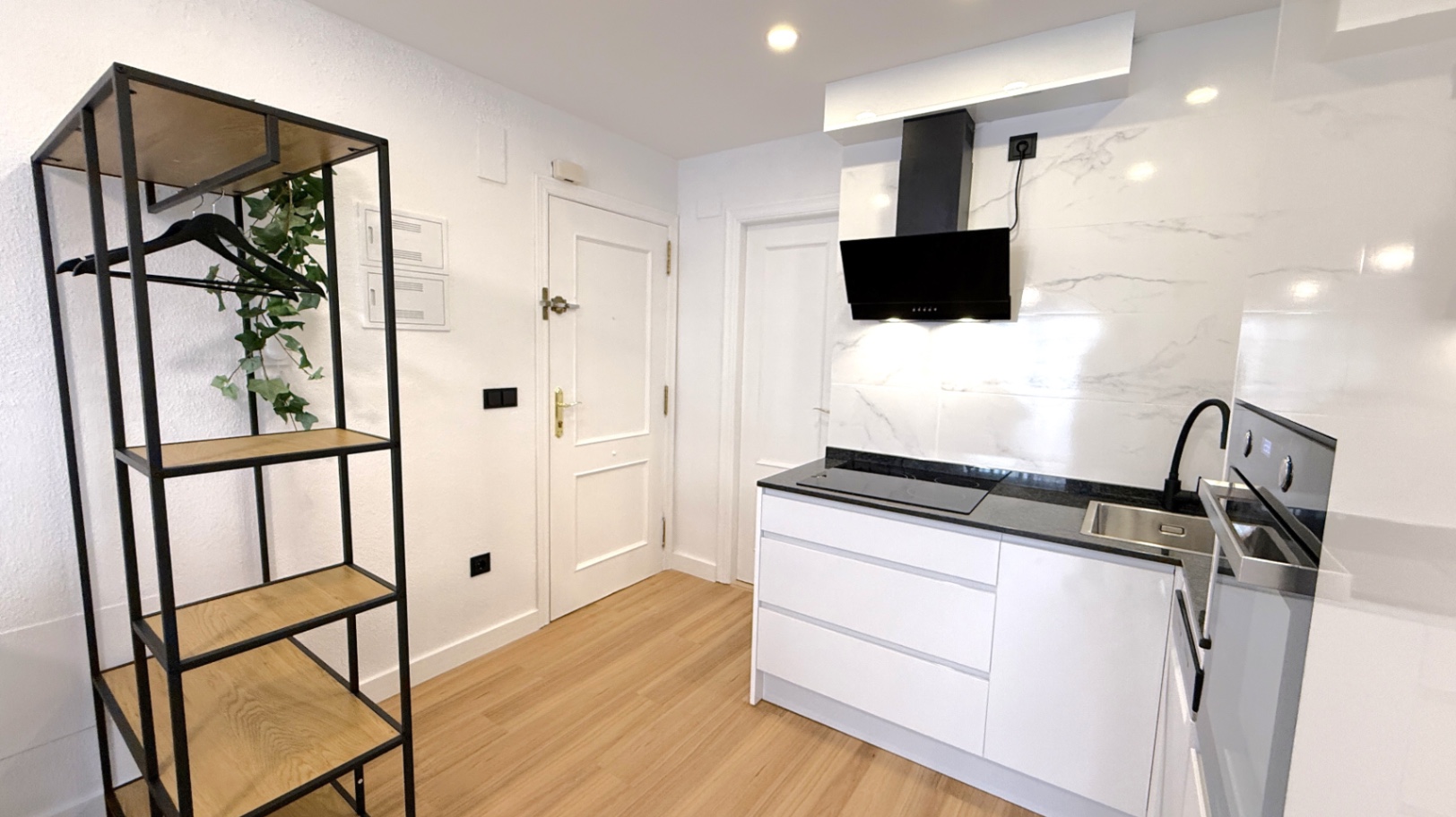 Dining area in apartment for sale in Torrevieja