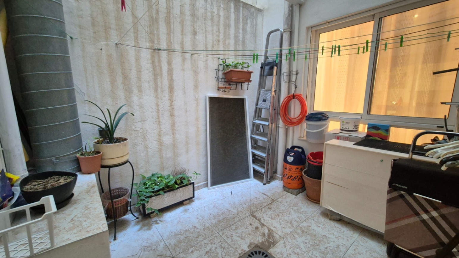 Bedroom in apartment for sale in Torrevieja