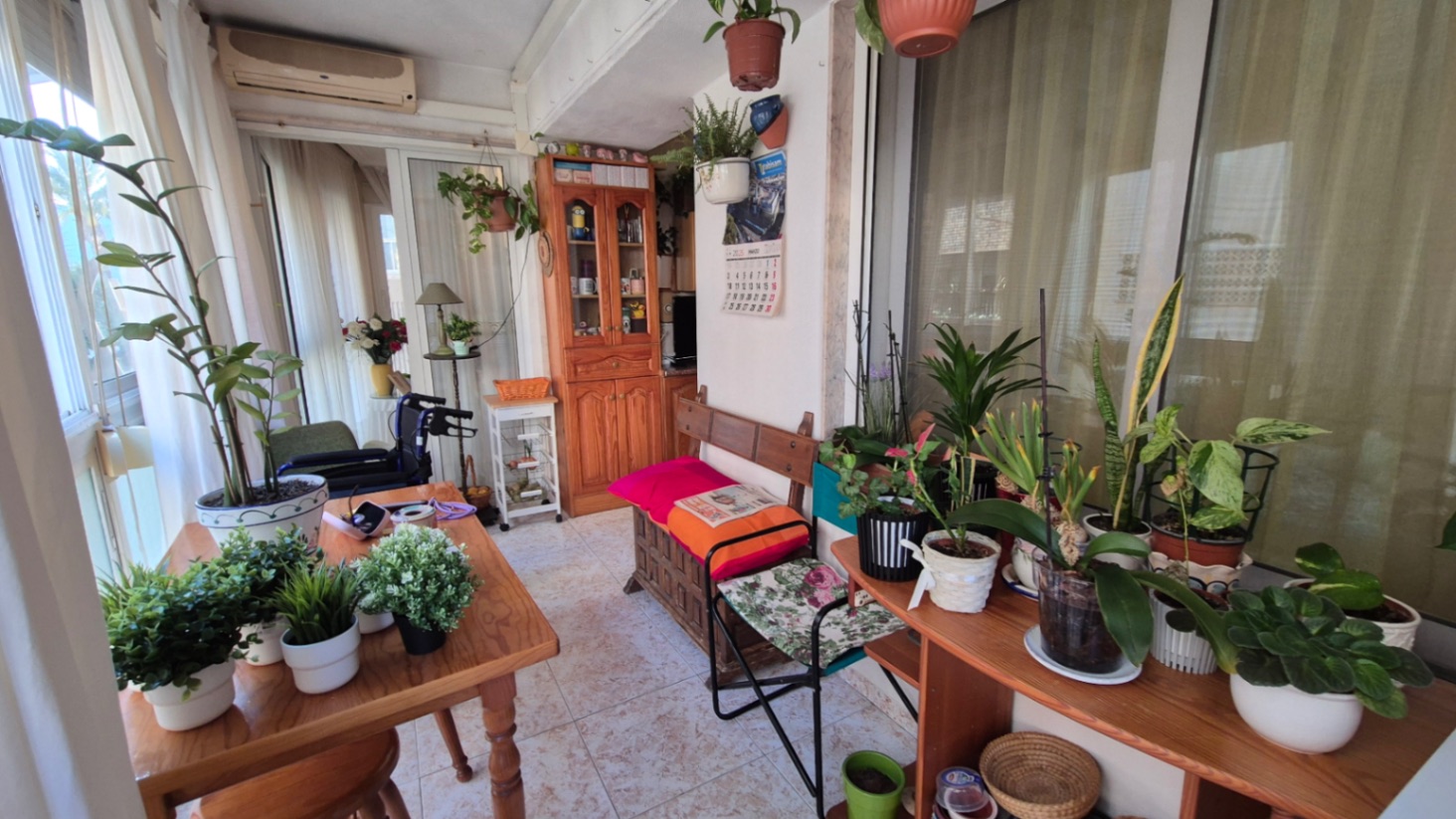 Bedroom in apartment for sale in Torrevieja