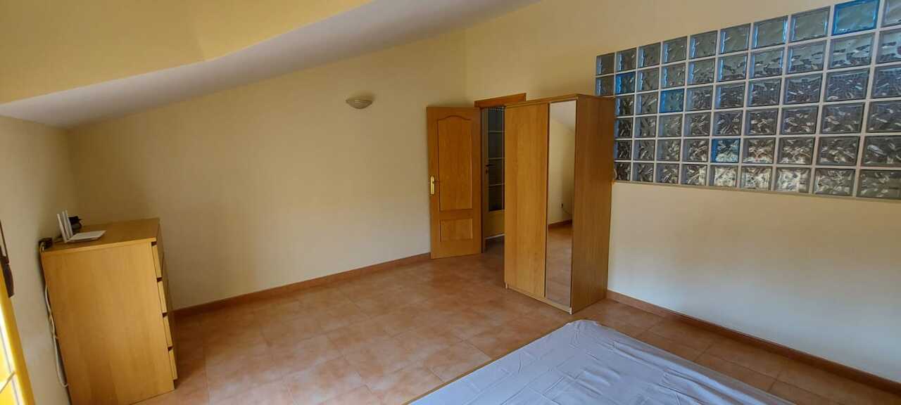 Master bedroom in villa for sale in Calasparra