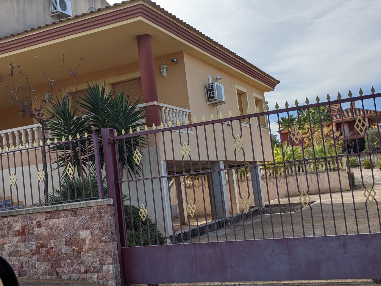 Large Detached Villa in NW Murcia for sale with 5 Double Bedrooms 3 Bathrooms on Large Urban Plot (1
